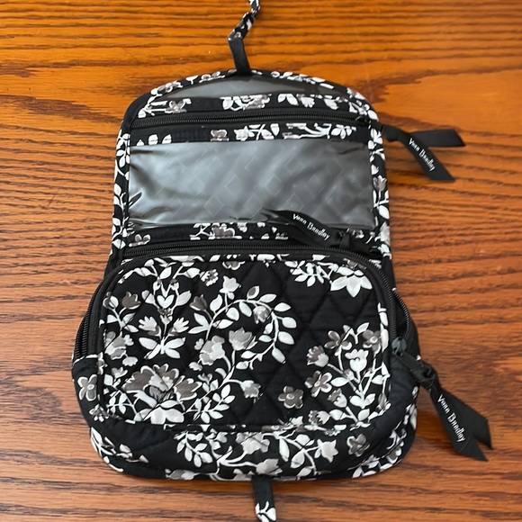 Vera Bradley bundle - Picture 6 of 8